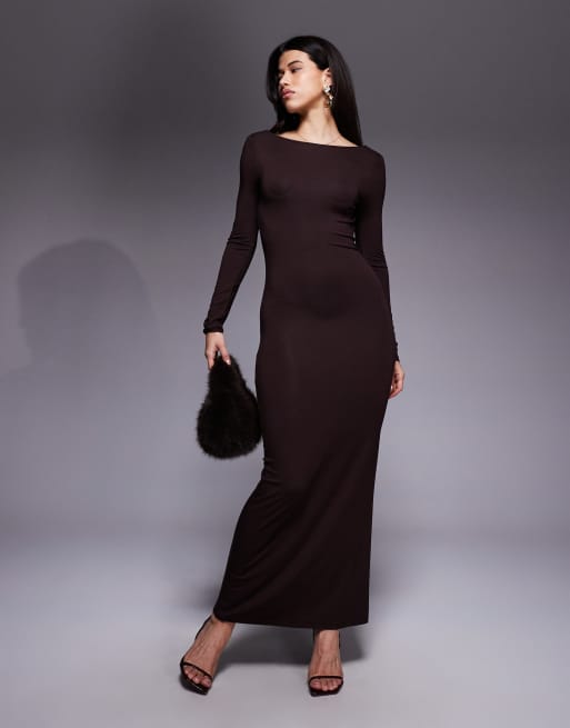 ASOS DESIGN - Maxi jurk met lage achterkant en rechte hals in chocoladebruin, 3 van 4