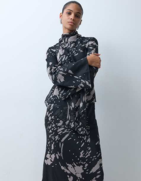 ASOS DESIGN maxi jurk met lange mouwen, dubbellaags en monochrome dierenprint - view 1