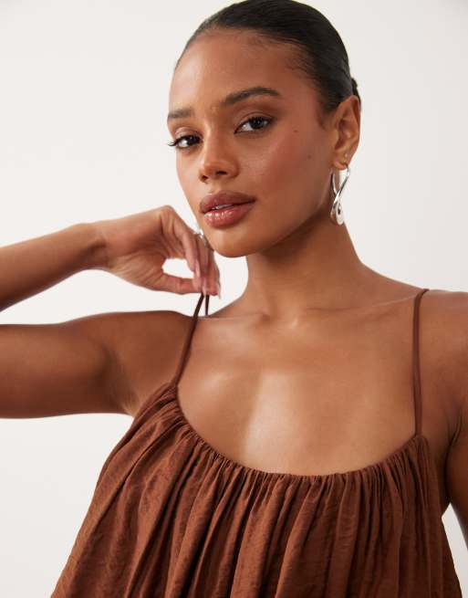 ASOS DESIGN - Maxi jurk met pofzoom, stroken en camibandjes in bruin, 3 van 4