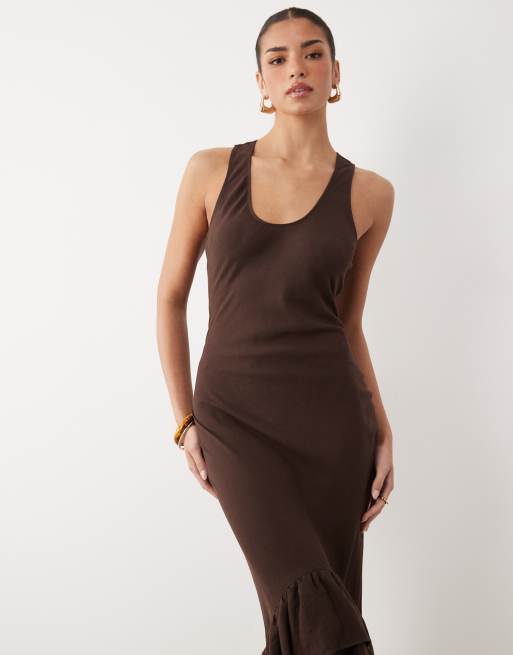 ASOS DESIGN - Maxi jurk met ruches aan de zoom in chocoladebruin, 2 van 4