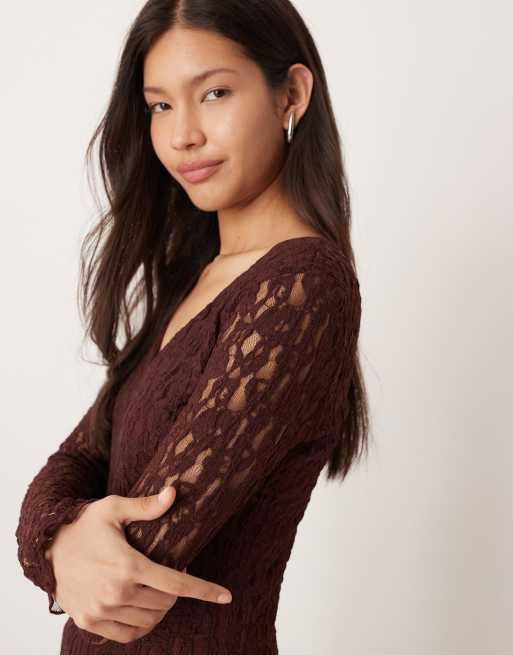 ASOS DESIGN - Maxi jurk met V-hals en lange mouwen in chocoladebruin, 2 van 4