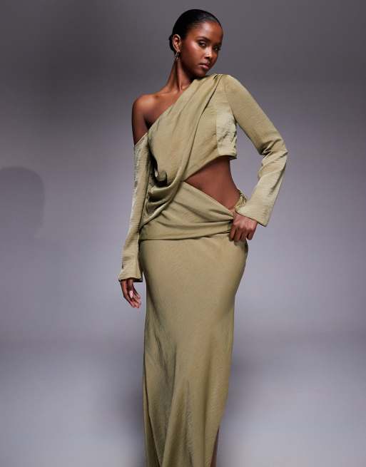 ASOS DESIGN - Maxi jurk met verlaagde schouders en uitsnijding in de taille in kaki, 2 van 4