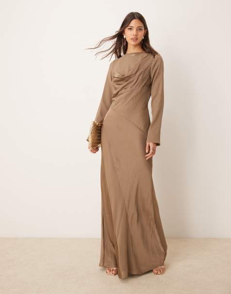 ASOS DESIGN - Maxi-jurk van chiffon met gedrapeerde halslijn en lange mouwen in lichtbruin - view 1