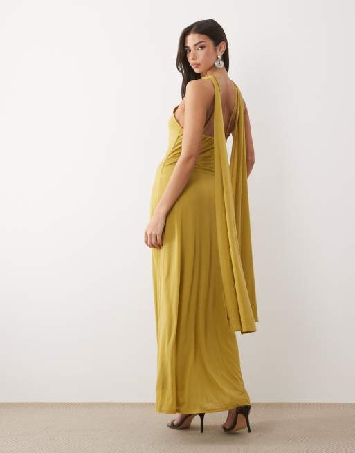 ASOS DESIGN - Maxi jurk van chiffon met stretch, halternek en randje van gouden hardware in chartreuse, 2 van 4