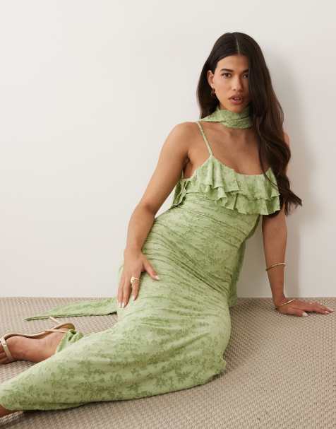 ASOS DESIGN - Maxi jurk van devoré met ruches aan de halslijn en sjaaldetail in groen - view 1