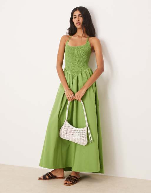 ASOS DESIGN - Maxi-jurk van kreukelstof met lage ronde hals en kruisbandjes op de rug in groen