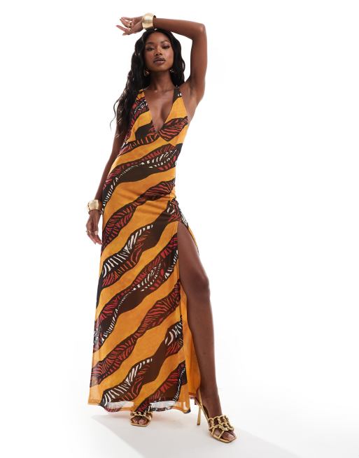 ASOS DESIGN - Maxi-jurk van mesh met gedrapeerde de achterkant in opvallende abstracte print