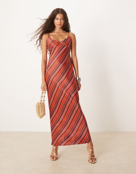 ASOS DESIGN - Maxi-jurk van satijn met strik in bruine streep - view 1