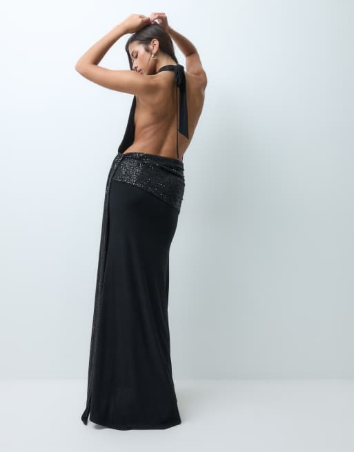 ASOS DESIGN Maxi-Kleid mit tiefem, asymmetrischem Wasserfallausschnitt und Paillettenschärpe in Schwarz, 2 von 5