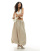 Thumbnail 1 van 5