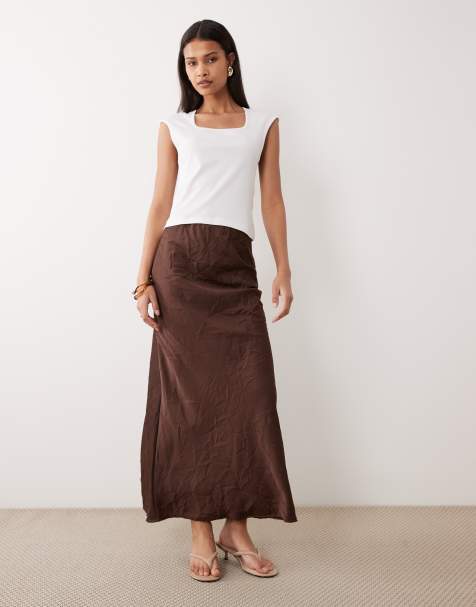 ASOS DESIGN - Maxi-rok van gekreukt satijn in chocoladebruin - view 1