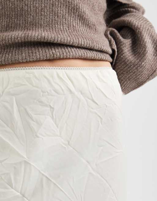 ASOS DESIGN - Maxi-rok van gekreukt satijn in winters wit, 5 van 5