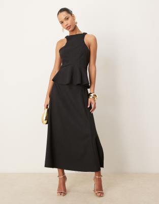 ASOS DESIGN - Maxi-Schößchenkleid in Schwarz mit Rückenausschnitt