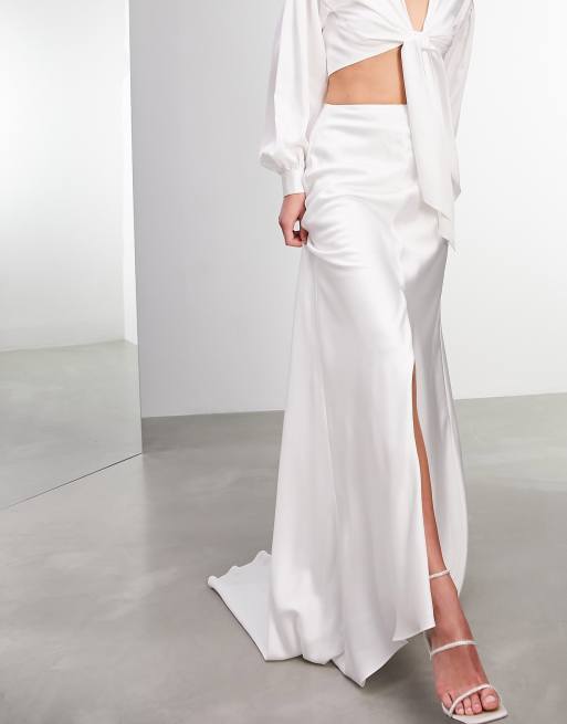 White maxi 2025 skirt with train