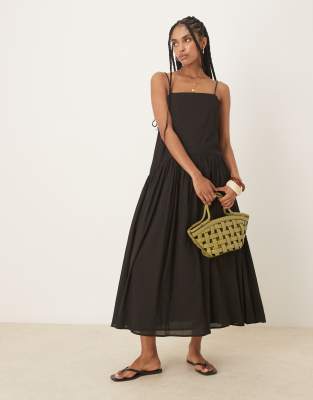 ASOS DESIGN - Maxi-Sommerkleid in Schwarz mit tiefer Taille
