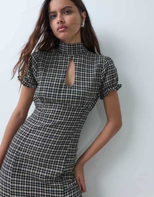 ASOS DESIGN maxi tea dress with ruffle hem in brown check, 3 of 5