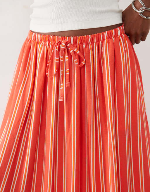 ASOS DESIGN – Maxi-Tellerrock aus Leinenmix in Rot gestreift, 3 von 5