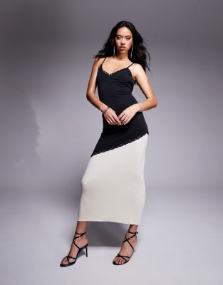 ASOS DESIGN - Maxi-Trägerkleid in Schwarzweiß mit Farbblöcken und Spitzenbesatz