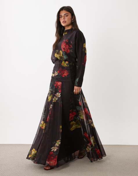 ASOS DESIGN maxikjole i chiffon med smock i taljen, panel og godet i brunt blomsterprint - view 1