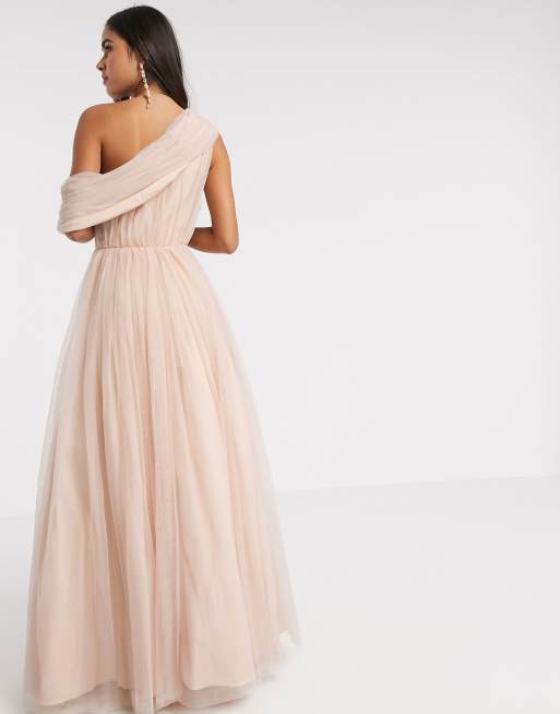 ASOS DESIGN - Maxikjole i lys guldfarvet tyl med sænkede skuldre, 2 af 4