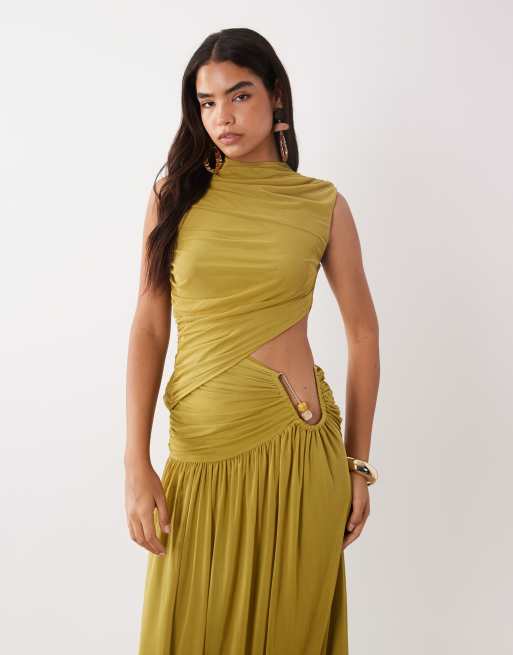 ASOS DESIGN maxikjole i mesh med rynkedetaljer, høj hals og tråddekoration i oliven, 2 af 4