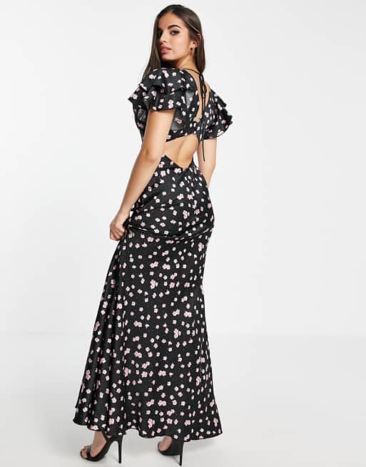 ASOS DESIGN - Maxikjole med asymmetrisk snit, flæseærmer, bindedetalje foran og småblomstret print i satin, 3 af 4