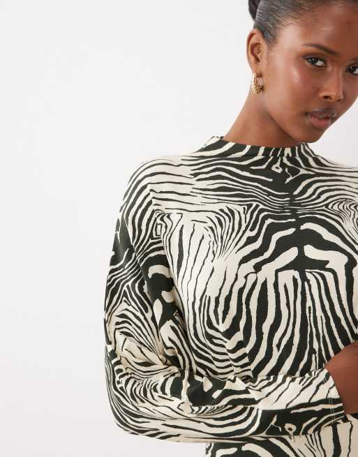 ASOS DESIGN maxikjole med batwing-ærmer og zebra-print, 2 af 4