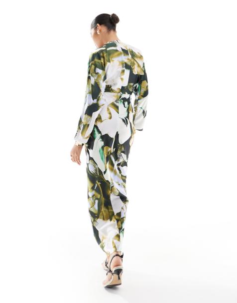 ASOS DESIGN - Maxikjole med flagermusærmer og blomstermønster i satin - view 1