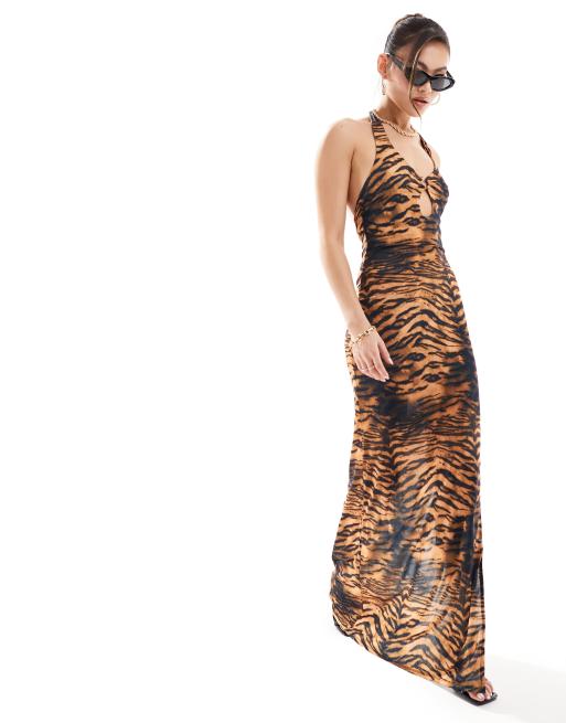 ASOS DESIGN - Maxikjole med halterneck og dyb udskæring i tigerprint, 3 af 4