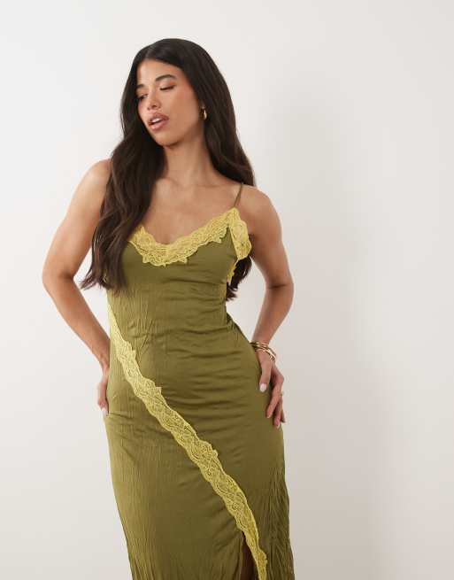 ASOS DESIGN maxikjole med krøllet struktur og blondedetalje i oliven og sennep, 2 af 4
