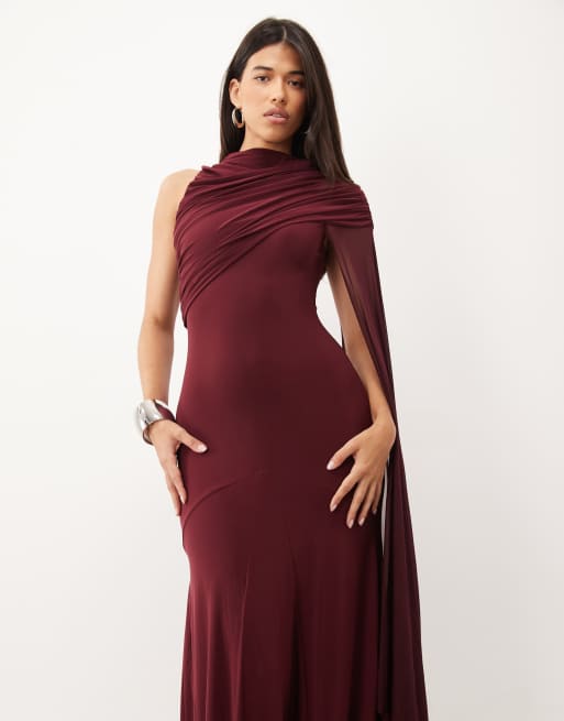 ASOS DESIGN maxikjole med mesh-overlay-cape og godets i burgundy, 2 af 4
