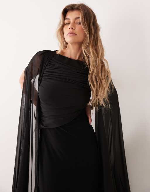 ASOS DESIGN maxiklänning i mesh med cape och draperad överdel i svart, 2 av 4