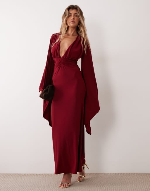 ASOS DESIGN maxiklänning med batwing-ärmar och djup ringning i vinrött, 2 av 4