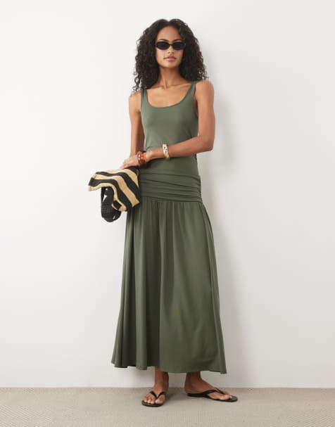 ASOS DESIGN maxiklänning med djup halsringning och sänkt midja i khaki - view 1