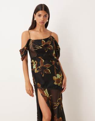 ASOS DESIGN - Maxikleid aus Chiffon mit Blumenmuster auf schwarzem Grund und drapierter Vorderpartie-Bunt