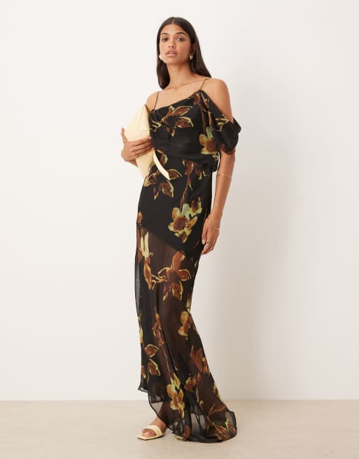 ASOS DESIGN – Maxikleid aus Chiffon mit Blumenmuster auf schwarzem Grund und drapierter Vorderpartie, 2 von 4