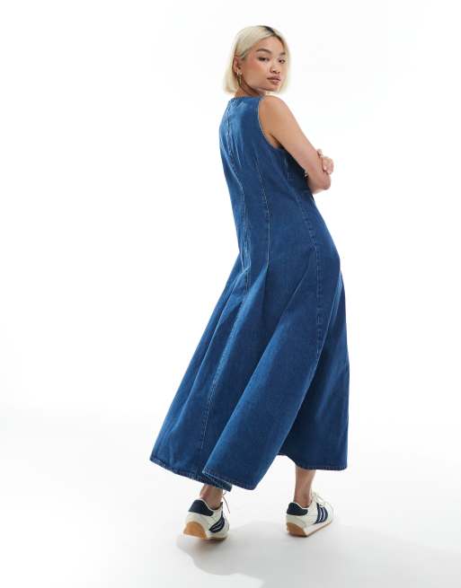 ASOS DESIGN – Maxikleid aus Denim in Mittelblau mit Knopfleiste und Taillenabnähern, 3 von 4