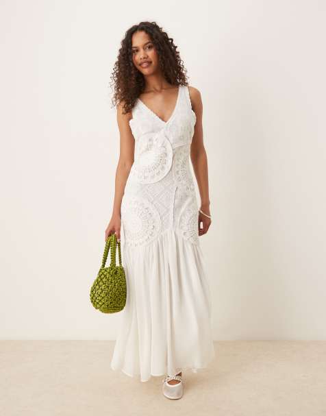 ASOS DESIGN – Maxikleid aus Häkelspitze in Weiß mit V-Ausschnitt - view 1
