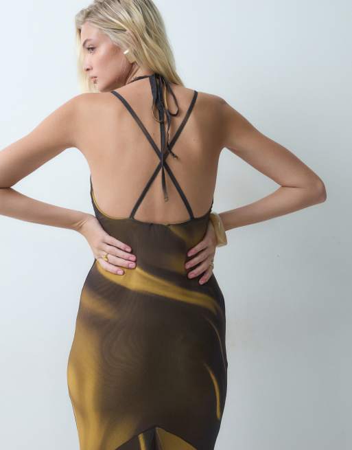 ASOS DESIGN Maxikleid aus Mesh mit Neckholder, Cut-out-Detail und abstraktem Olivprint, 2 von 5