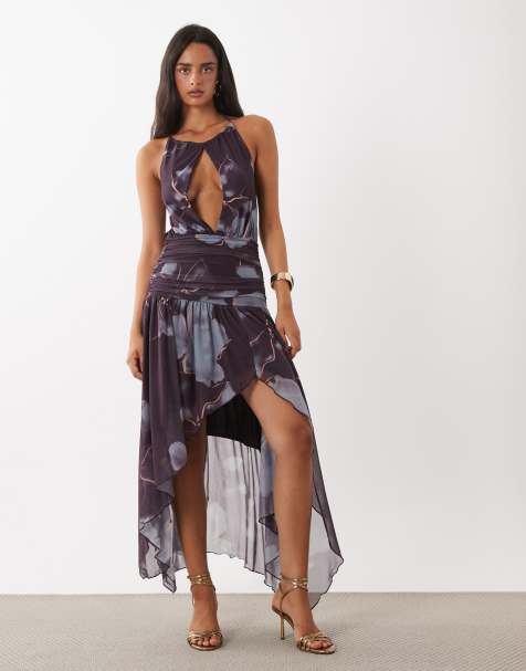 ASOS DESIGN Maxikleid aus Mesh mit Neckholder, Schlüssellochausschnitt, asymmetrischem Saum und Blumenmuster in Lila - view 1