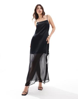 ASOS DESIGN - Maxikleid aus Satin-Chiffon-Mix in Schwarz