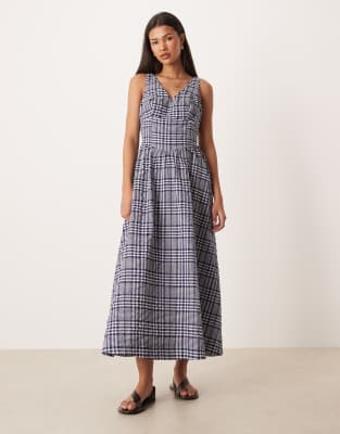 ASOS DESIGN - Maxikleid in Blau mit Vichy-Karomuster, V-Ausschnitt und Nahtdetails-Bunt