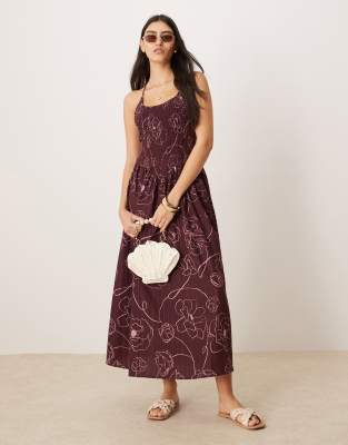 ASOS DESIGN - Maxikleid in Burgunderrot mit Blumenprint und Knitterstruktur, hinten überkreuzten Trägern und U-Ausschnit...