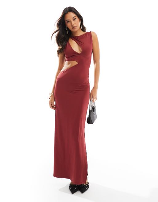 ASOS DESIGN – Maxikleid in Burgunderrot mit Zierausschnitt