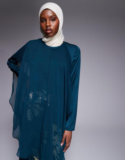 ASOS DESIGN – Maxikleid in dunklem Petrol mit Cape-Overlay und schattenhafter Blumenverzierung, 3 von 4
