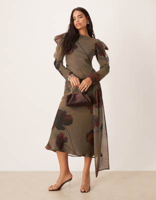 ASOS DESIGN - Maxikleid in Grau mit drapierter Schulterpartie und Blumenmuster-Bunt