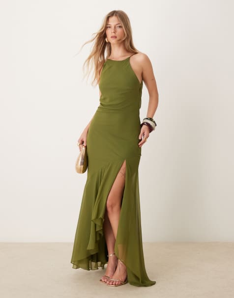 ASOS DESIGN – Maxikleid in Grün mit Ringerrücken, tiefem Wasserfallausschnitt hinten und nach hinten abfallendem Rüschensaum - view 1