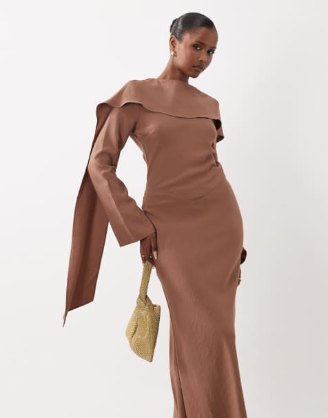 ASOS DESIGN – Maxikleid in Kakaobraun mit Cape-Schaldetail - view 1