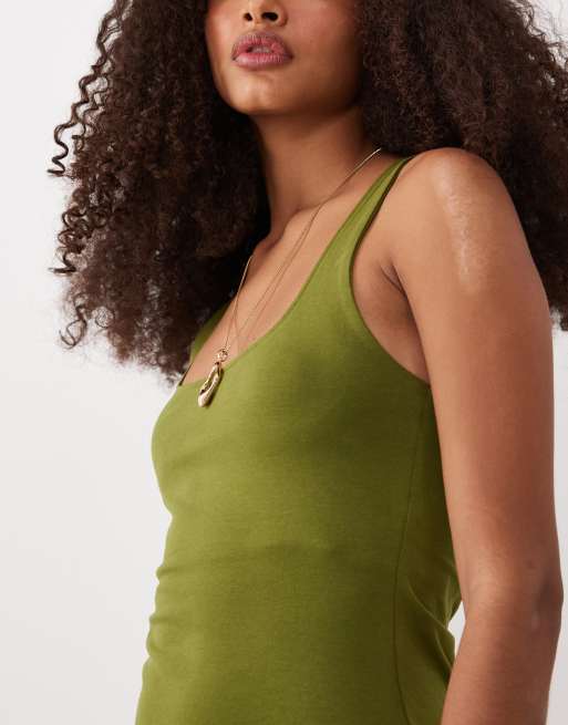 ASOS DESIGN – Maxikleid in Khaki mit U-Ausschnitt, 3 von 4