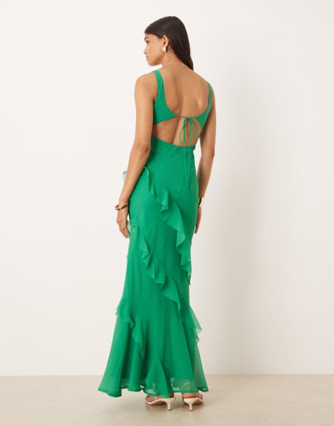 ASOS DESIGN – Maxikleid in kräftigem Grün mit U-Ausschnitt, Rüschenrock und Rücken-Zierausschnitt - view 1